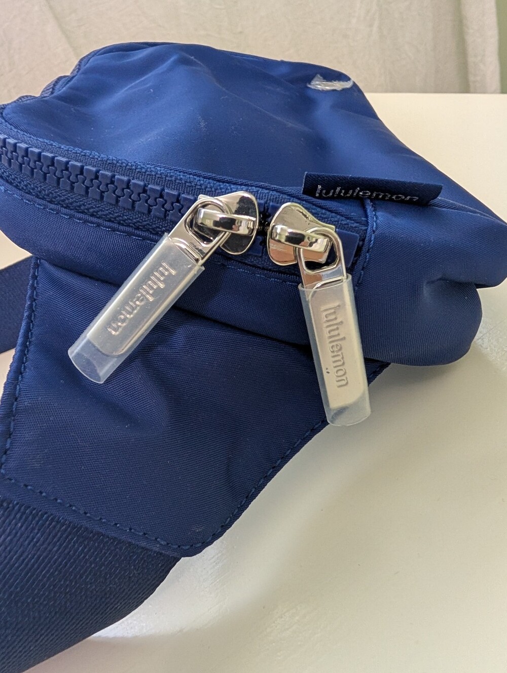 Lululemon Everywhere Belt Bag 2L Club Blue - Picture 6 of 9